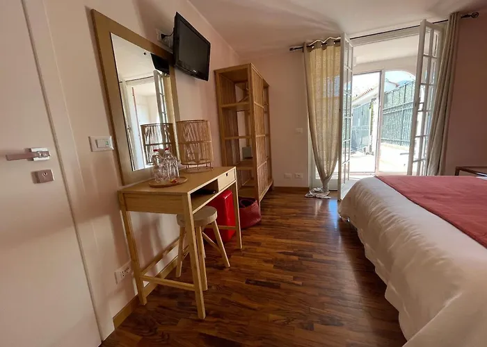 Sotto Le Stelle ...il Mare 4* Pietra Ligure